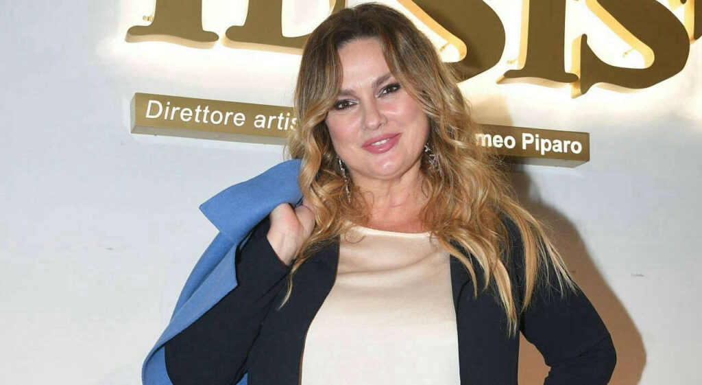 Giada Desideri riflette sui cambiamenti del corpo e la lotta per la carriera dopo un decennio di assenza da offerte lavorative