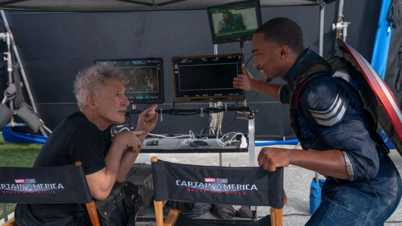 Captain America: Brave New World, Anthony Mackie parla degli effetti imbarazzanti di Harrison Ford sulla gente