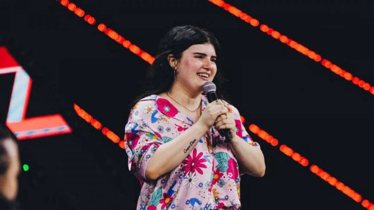 Sanremo 2025: Maria Tomba, la talentuosa cantante di X Factor, torna tra le Nuove Proposte