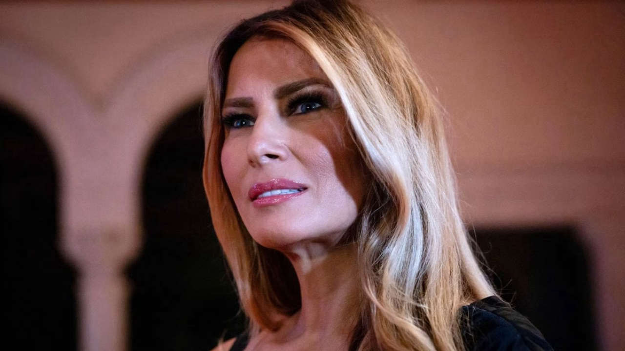 Melania Trump: il documentario esclusivo su Amazon esplora il trasloco e la sua transizione alla Casa Bianca.