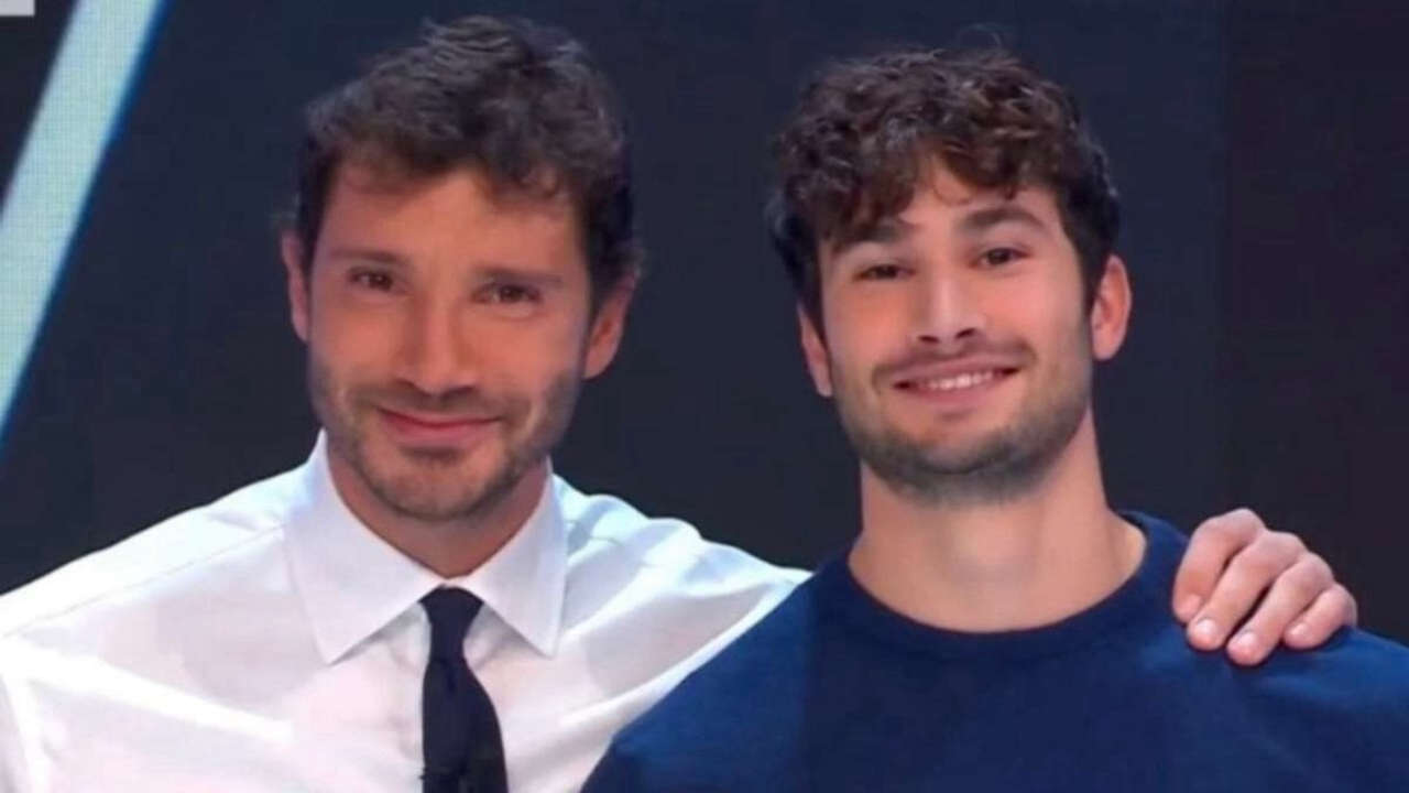 Affari Tuoi: Alec Magni Baraldi, il sosia di Stefano De Martino con un sogno nel mondo della tv