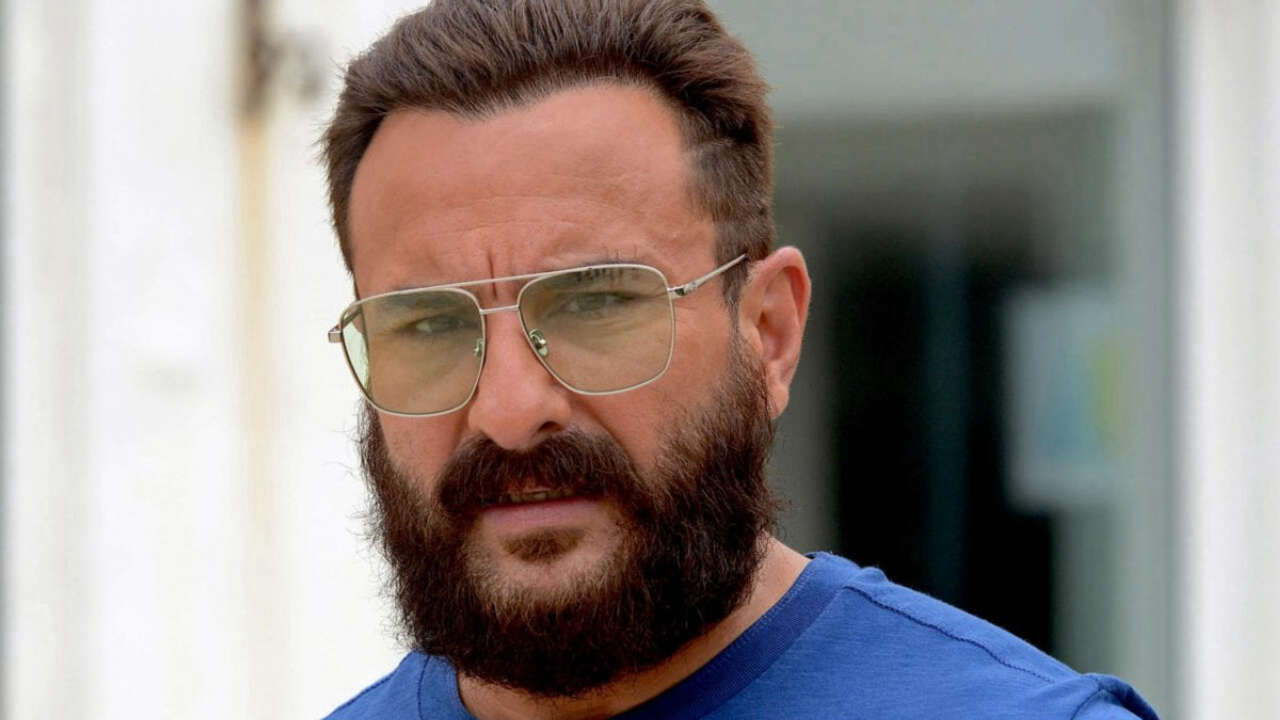 Saif Ali Khan, star di Bollywood, vittima di un accoltellamento nella sua abitazione a Mumbai.