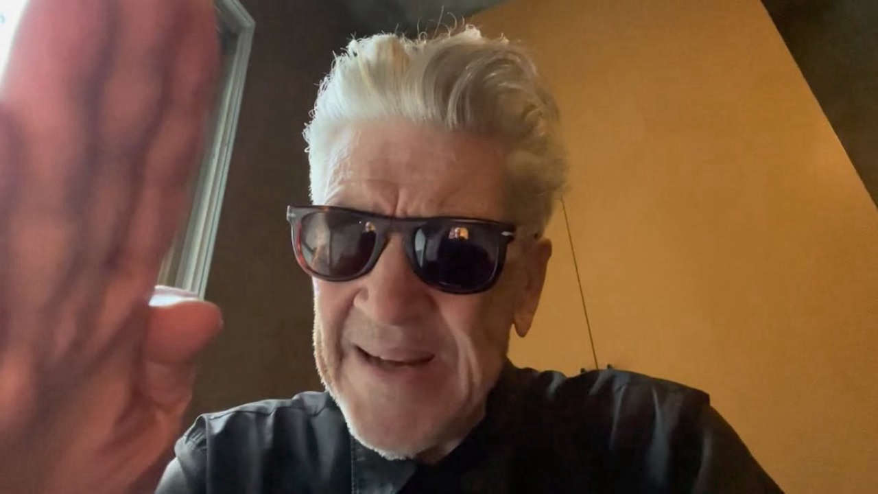 David Lynch, le sue condizioni di salute si sono aggravate dopo gli incendi di Los Angeles