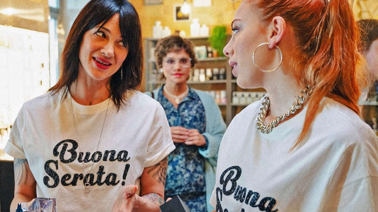 Fatti vedere, anticipazioni sul film con Asia Argento e Matilde Gioli