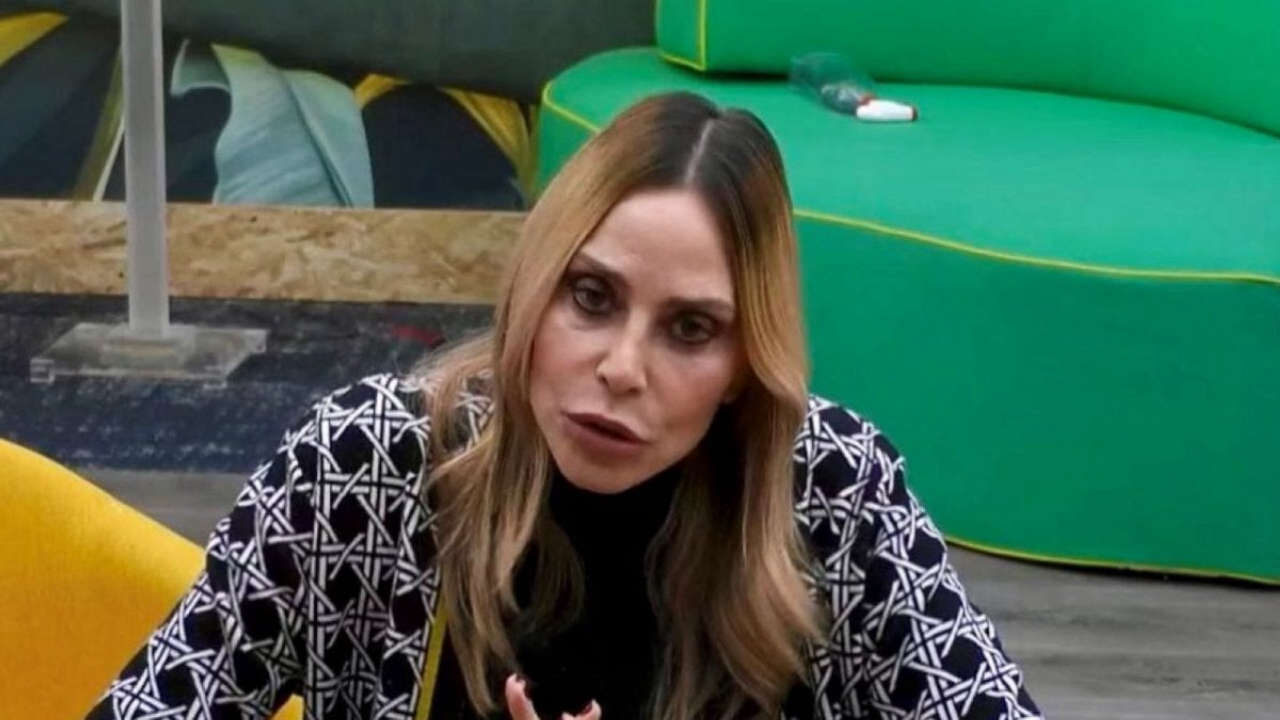 Grande Fratello, Stefania Orlando si confronta con Shaila Gatta e Lorenzo Spolverato, incertezze sulle controversie in Casa