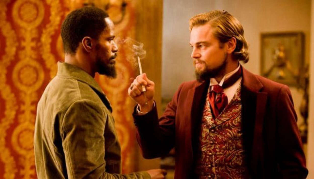 Django Unchained, DiCaprio in imbarazzo per gli insulti razziali, Samuel L. Jackson gli urlò di esprimere le sue parole.