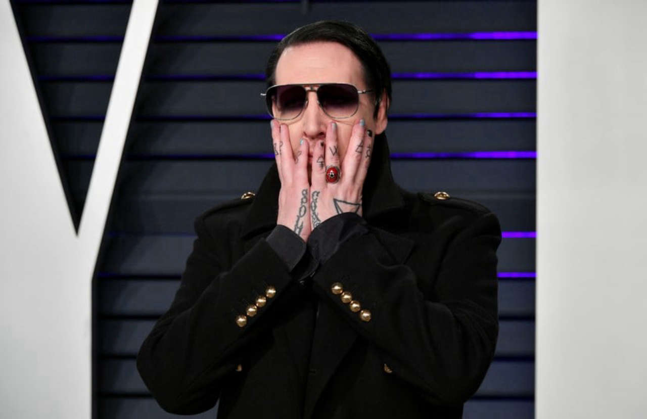 Marilyn Manson non affronta incriminazioni dopo le accuse di violenza domestica: le spiegazioni del procuratore.