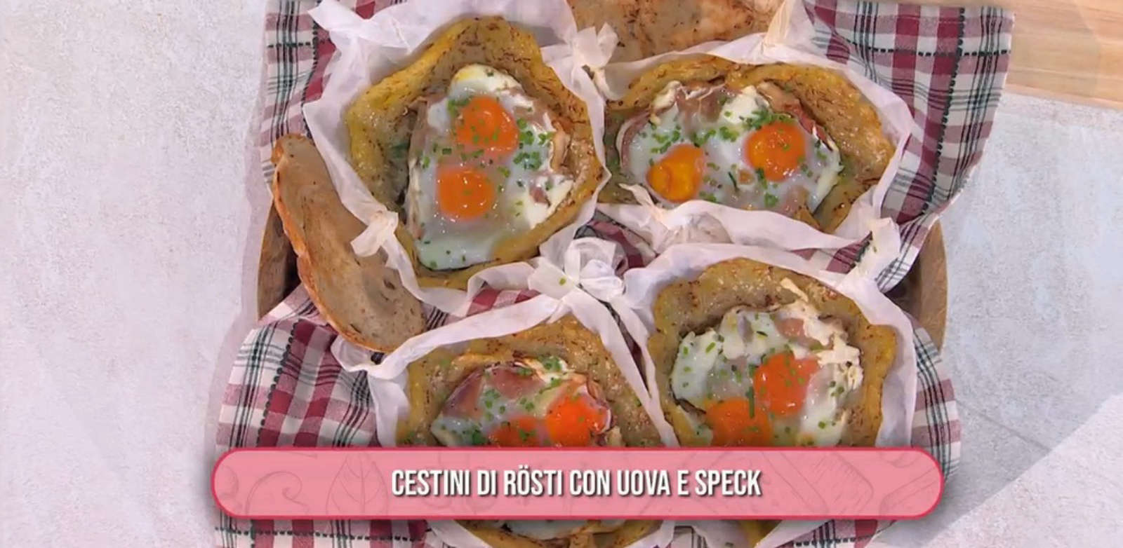 Cestini di rosti con uova e speck di Barbara De Nigris | É sempre mezzogiorno, 17 gennaio 2025