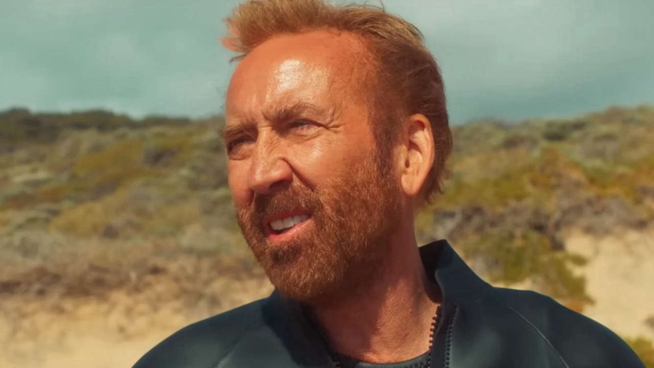 The Surfer: Nicolas Cage affronta una comunità ostile in un dramma sul surf e la sanità mentale.