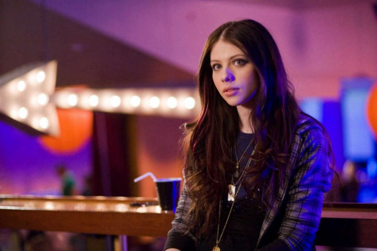 Michelle Trachtenberg: la star di Buffy e Gossip Girl trovata senza vita, tra misteri e un passato indimenticabile.