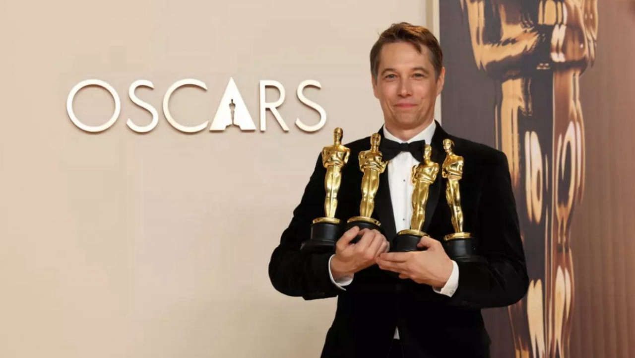 Anora segna la storia: Sean Baker vince quattro Oscar e celebra il cinema indipendente come mai prima d’ora